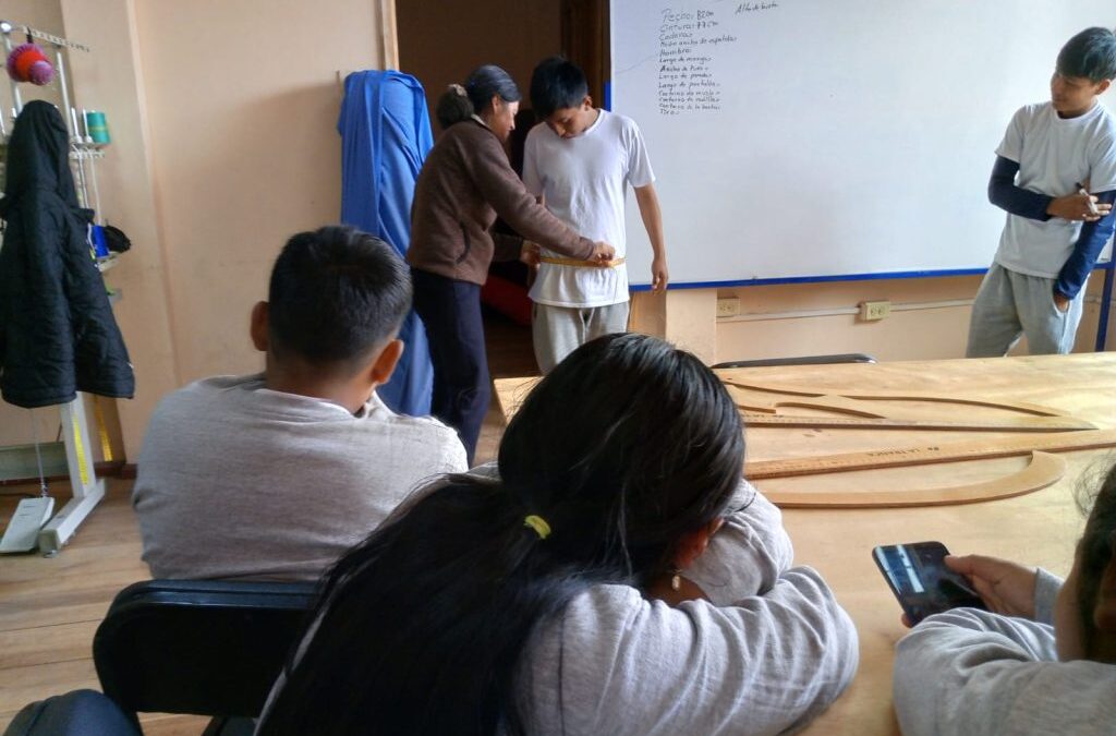 Convenio GAD Parroquial – Unidad Educativa San Gerardo para Capacitación y Confección de Ropa Deportiva